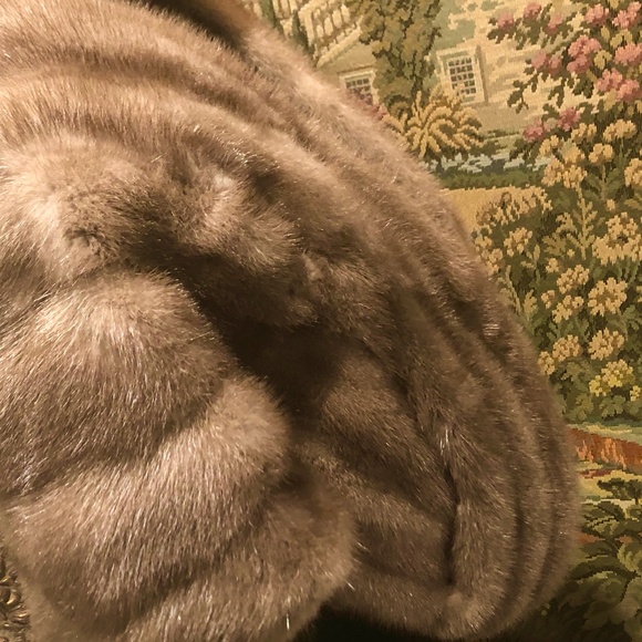 Mink Fur Stole Vintage Beautiful & Perfect - Picture 4 of 9